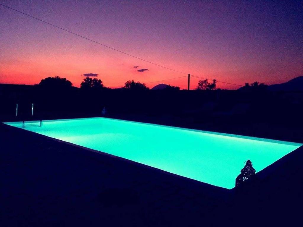 Pombia House Veggera - Private Swimming Poolゲストハウス エクステリア 写真